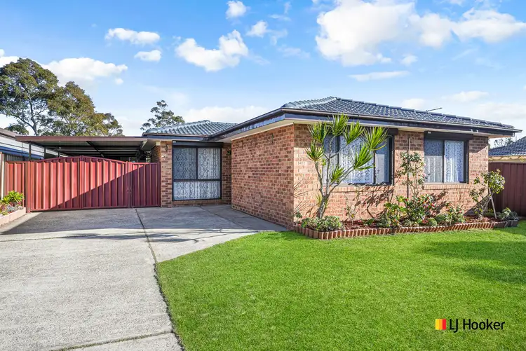 10 Standish Avenue, Oakhurst NSW 2761