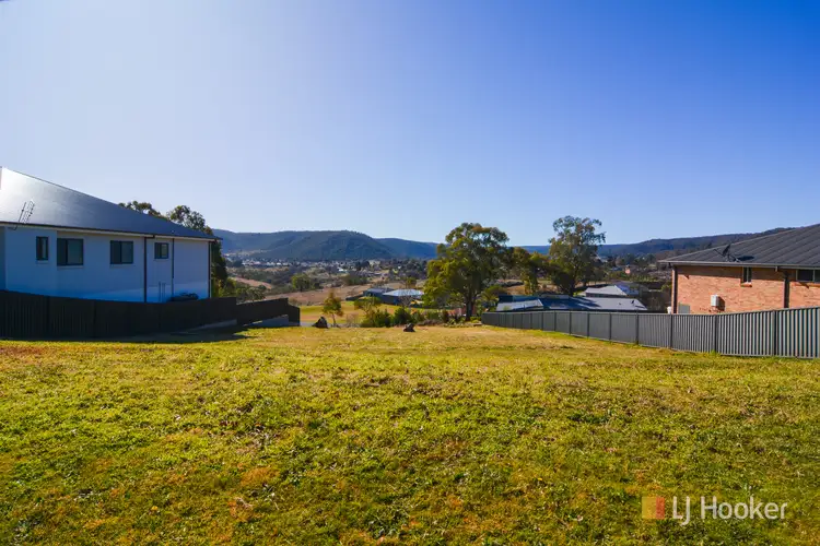 19 James O'Donnell Drive, Lithgow NSW 2790