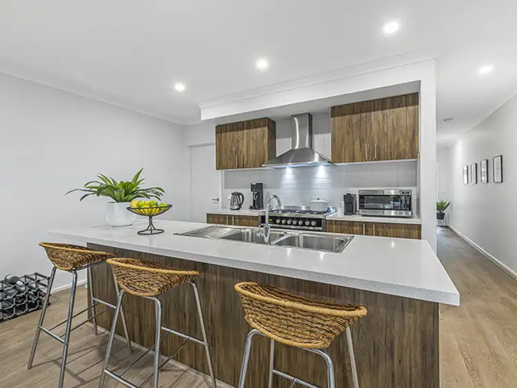 Second view of Homely townhouse listing, 7/2-4 Arthur Place, Croydon VIC 3136