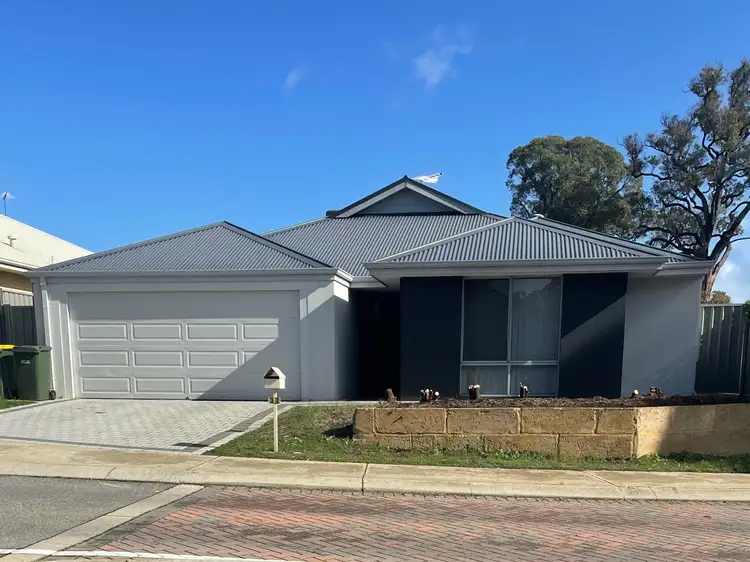 32 Somerford Promenade, Wellard WA 6170