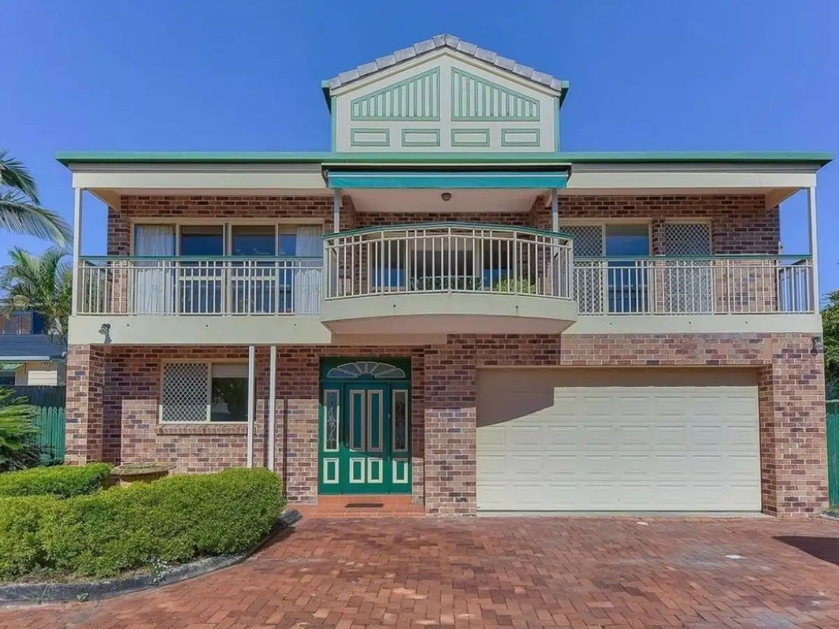 Main view of Homely house listing, 1/32 Asbhy Street, Fairfield QLD 4103