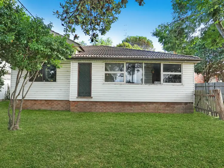 Second view of Homely house listing, 4 Sproule Crescent, Balgownie NSW 2519