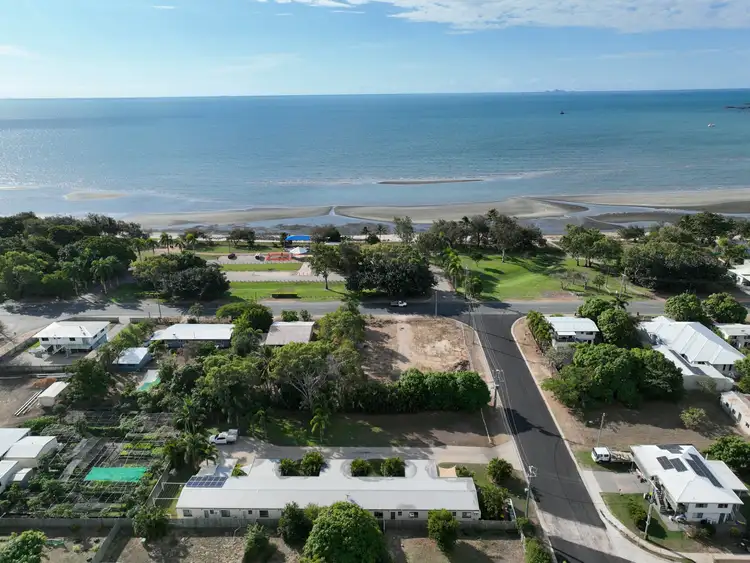 Second view of Homely unit listing, Unit 4/41 Crofton Street, Bowen QLD 4805