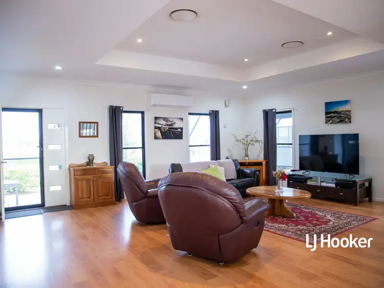 Fifth view of Homely house listing, 6 Lockyer Crescent, Roma QLD 4455