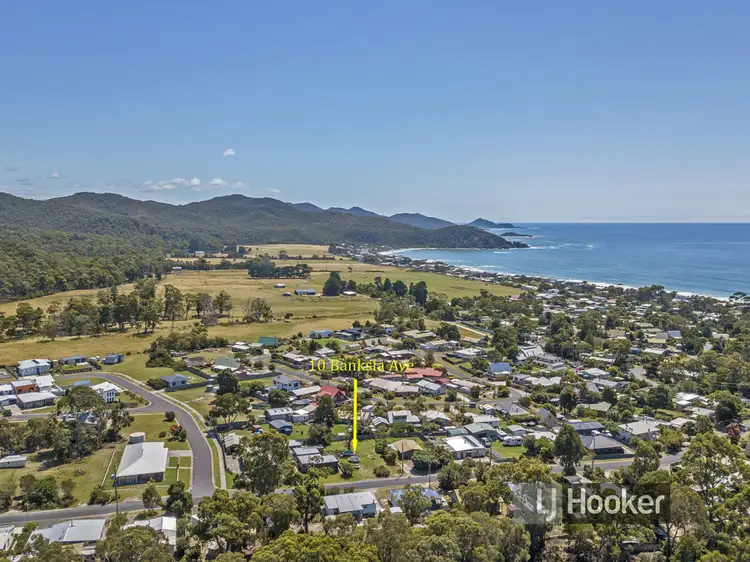 10 Banksia Avenue, Sisters Beach TAS 7321