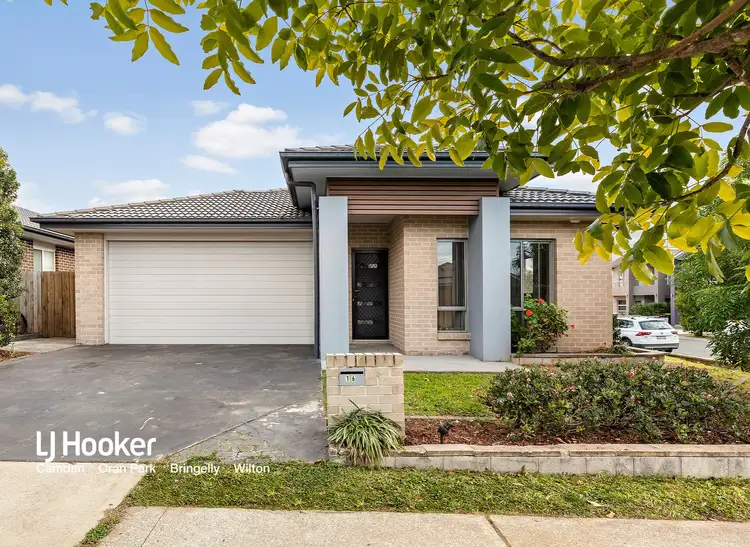 16 Morris Street, Oran Park NSW 2570