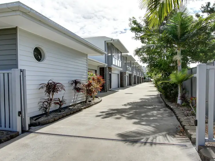 Second view of Homely unit listing, 2/542 Charlton Esplanade, Urangan QLD 4655