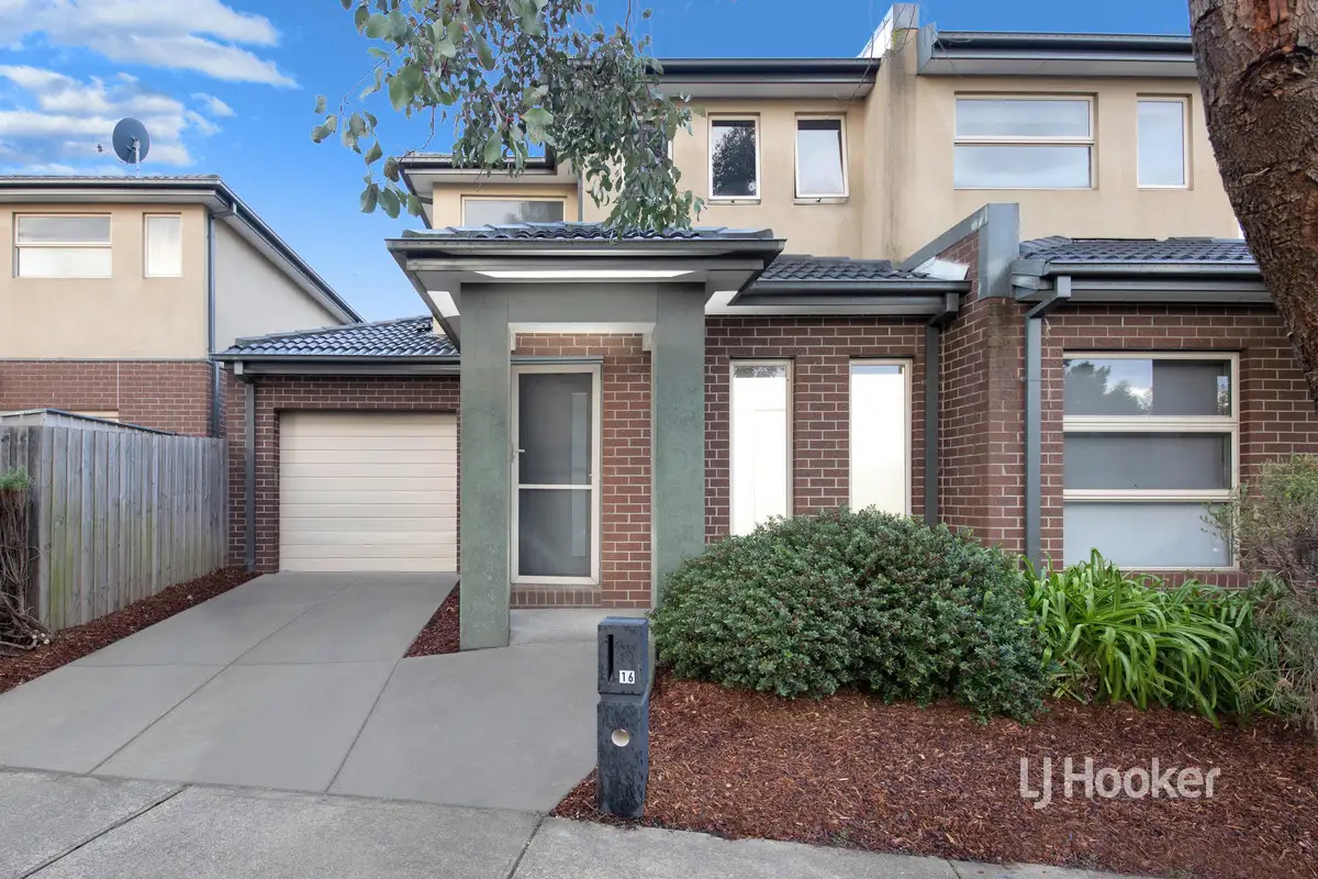Main view of Homely townhouse listing, 16 Ravenwoods Way, Craigieburn VIC 3064