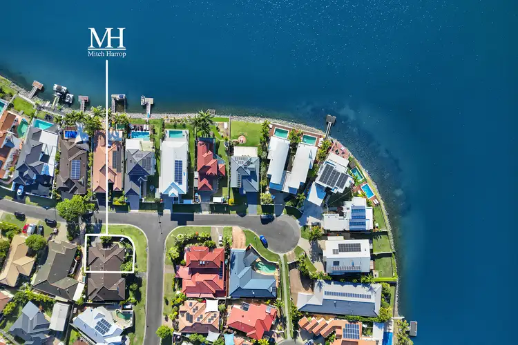 2/10 Washington Court, Varsity Lakes QLD 4227