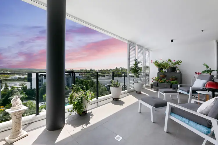 4040/21 Ross Street, Benowa QLD 4217
