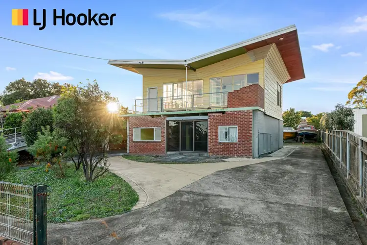 6 Conjola Street, Currarong NSW 2540