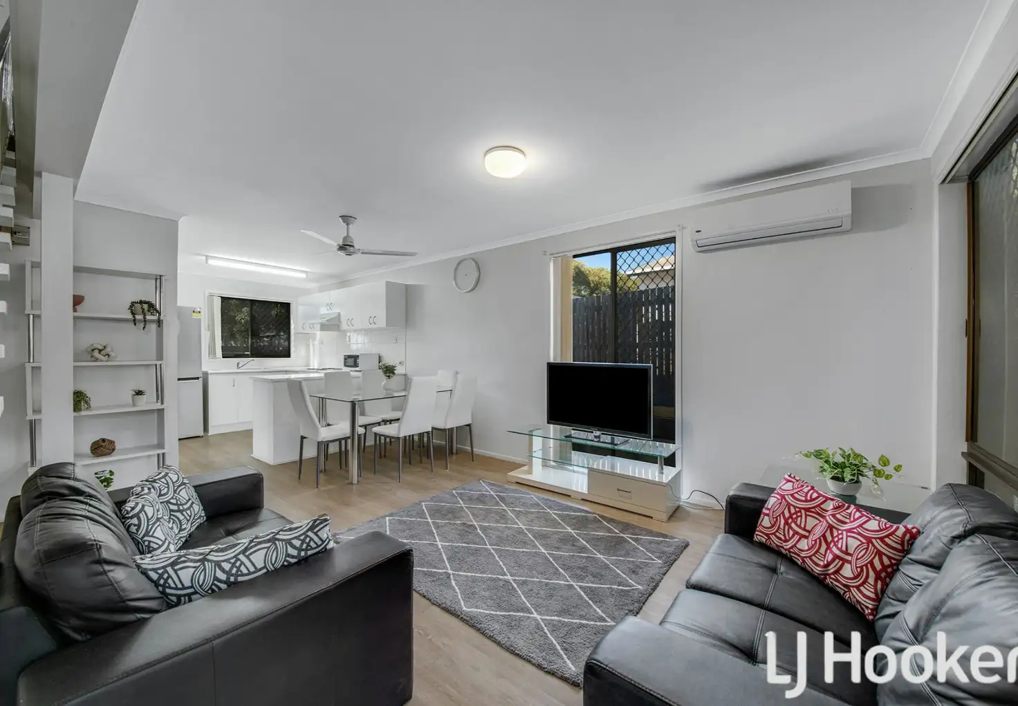 Main view of Homely unit listing, Unit 3/196 Auckland Street, South Gladstone QLD 4680