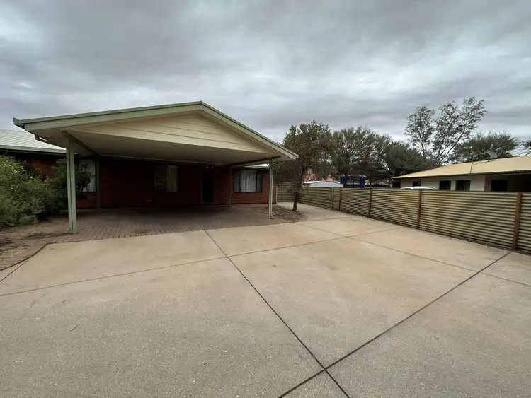 Unit 2/8 Triodia Court, Sadadeen NT 870