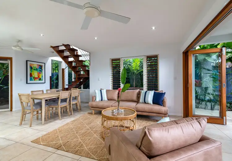2 Templemoon/18 Limpet Avenue, Port Douglas QLD 4877