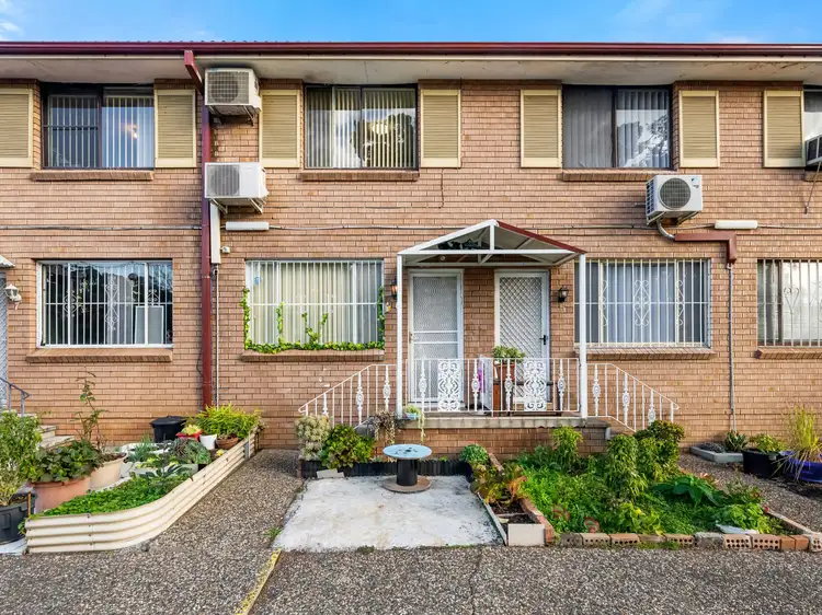 6/112 Longfield Street, Cabramatta NSW 2166