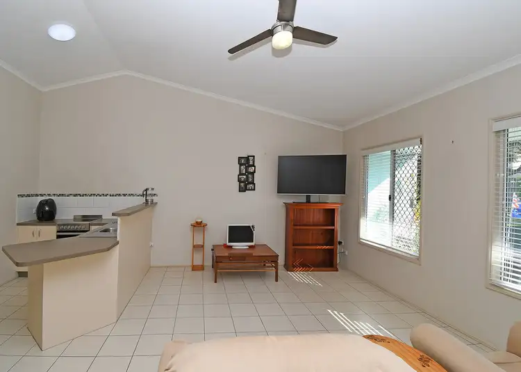 Sixth view of Homely unit listing, 28/274-278 Main Street, Kawungan QLD 4655