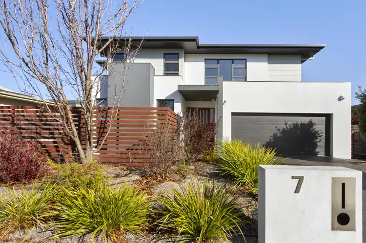 7 Tabbara Crescent, Crace ACT 2911