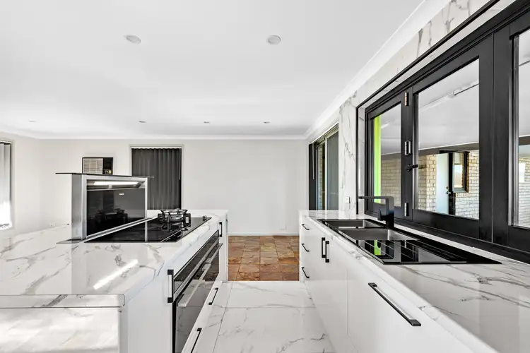 5 Jason Place, Rutherford NSW 2320