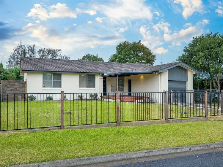 19 James Cook Avenue, Singleton NSW 2330