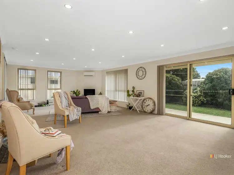 Fourth view of Homely unit listing, Unit 2/29 Freestone Crescent, Wynyard TAS 7325