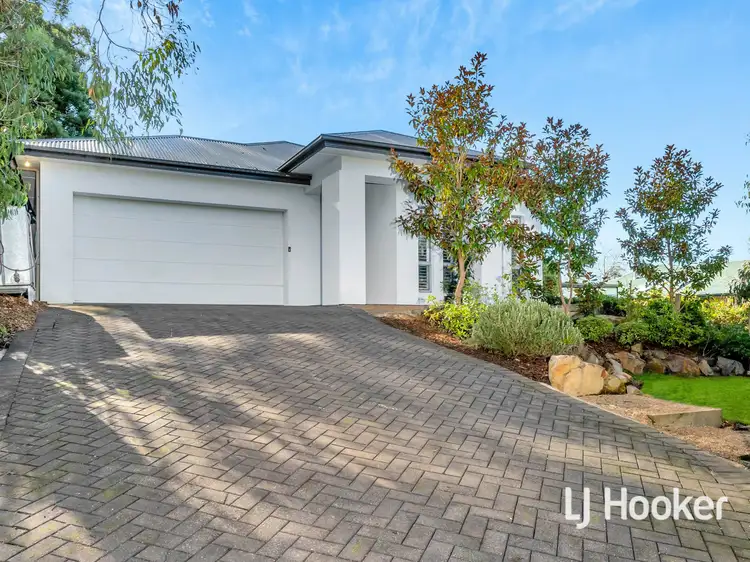 15 Oratava Ave, Bridgewater SA 5155