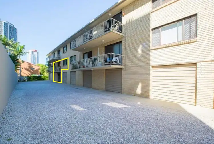 3/39 Lenneberg Street, Southport QLD 4215
