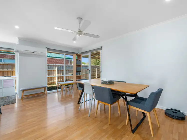 Seventh view of Homely house listing, 5 Harnham Drive, Bairnsdale VIC 3875