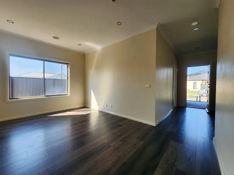 Sixth view of Homely house listing, 2 Radiance Street, Tarneit VIC 3029