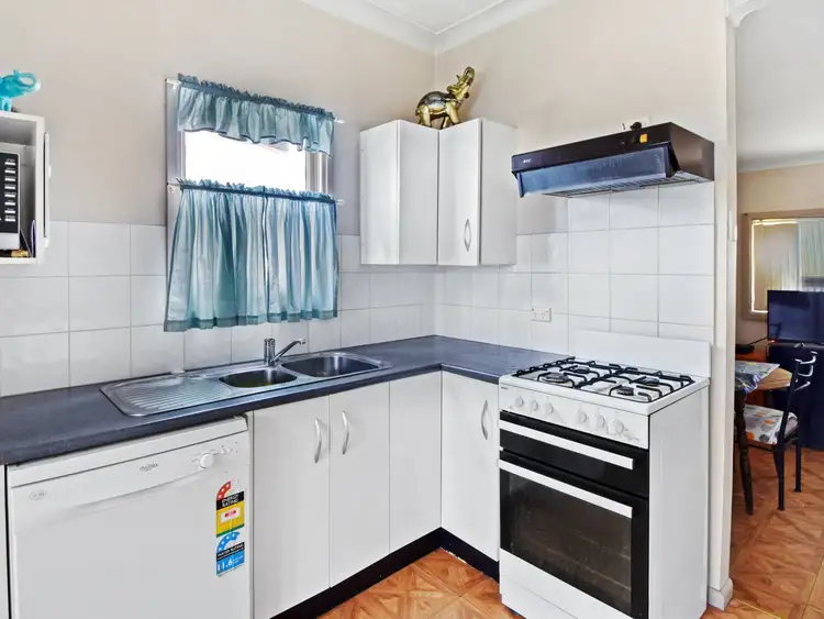 Fifth view of Homely house listing, 9 Lansdowne Street, Young NSW 2594