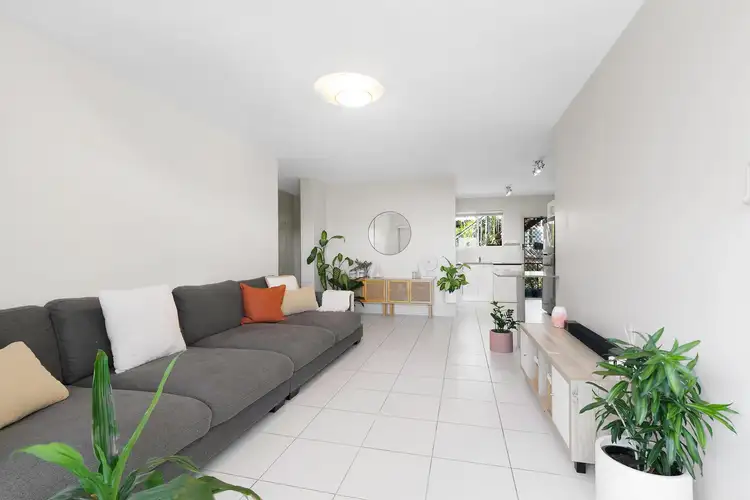 2/65 Forbes Street, Hawthorne QLD 4171