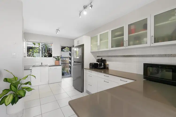 Second view of Homely unit listing, 2/65 Forbes Street, Hawthorne QLD 4171