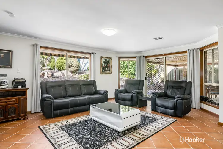 46 Mander Crescent, Craigmore SA 5114
