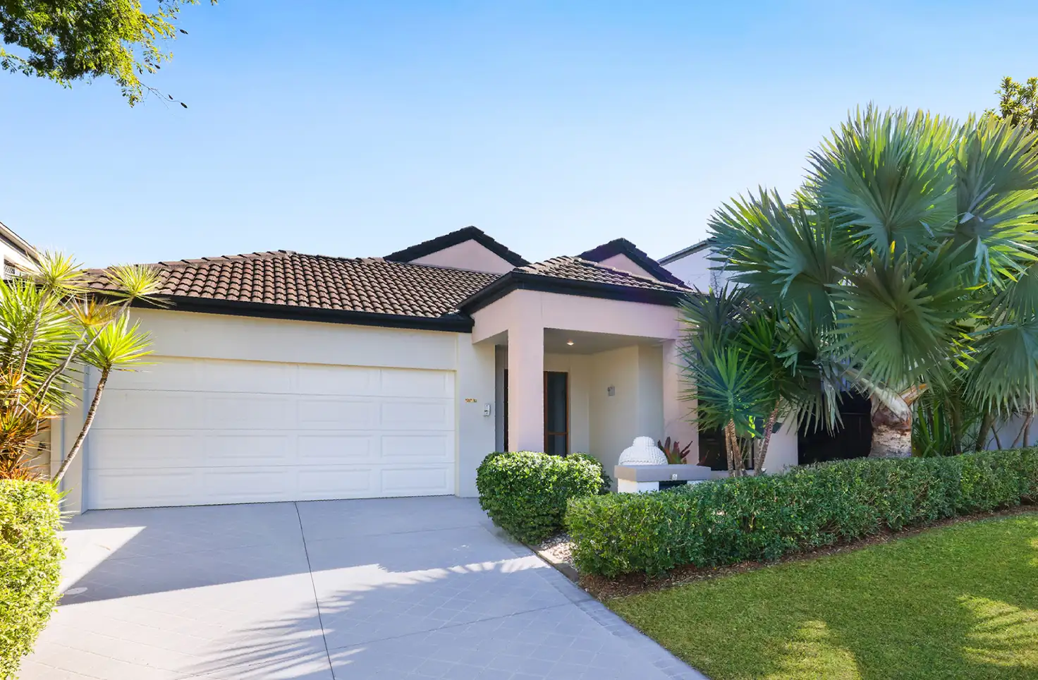 Main view of Homely house listing, 8 Tahoe Place, Varsity Lakes QLD 4227