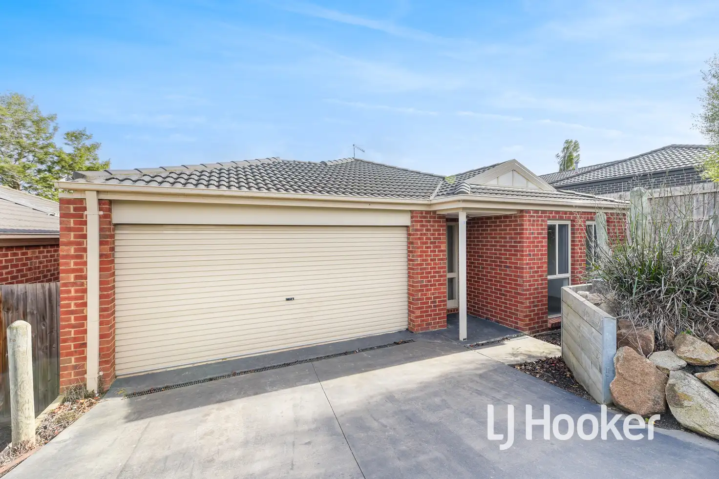 Main view of Homely unit listing, 5/12 McClenaghan Place, Pakenham VIC 3810