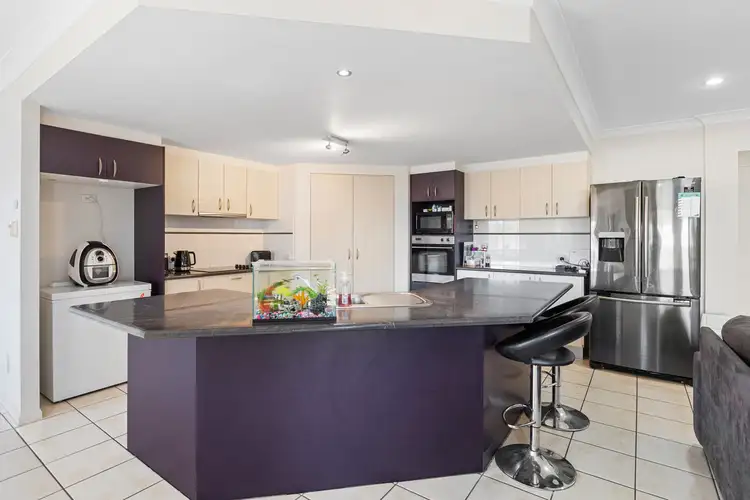 Fourth view of Homely house listing, 2 Stringybark Court, Thornlands QLD 4164