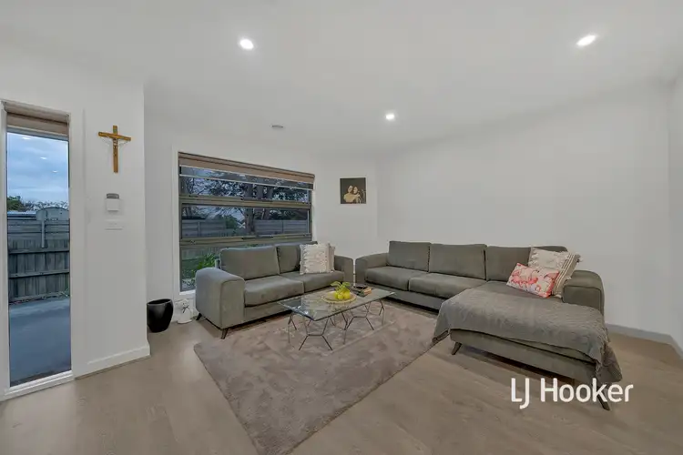 Second view of Homely unit listing, 2/16 Bride Avenue, Hampton Park VIC 3976