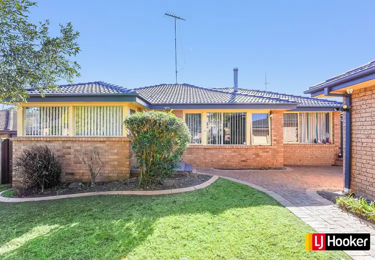 5 Tisher Place, Ambarvale NSW 2560