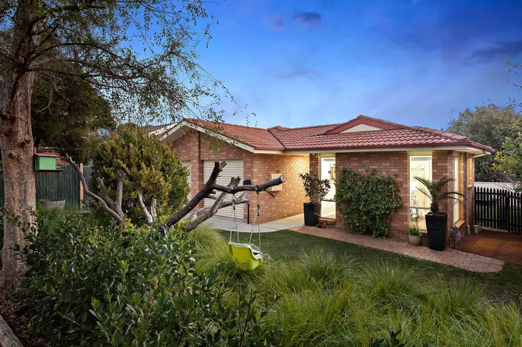 70 Britten-Jones Drive, Holt ACT 2615