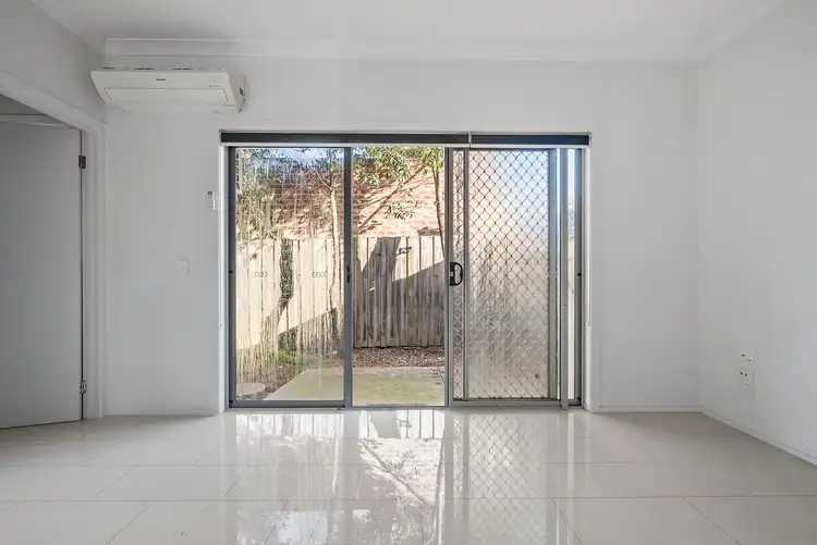 Fourth view of Homely townhouse listing, 2/155 Rathcown Road, Reservoir VIC 3073
