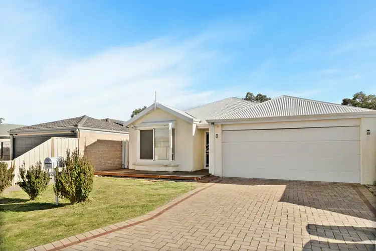 14 Richards Place, Cannington WA 6107