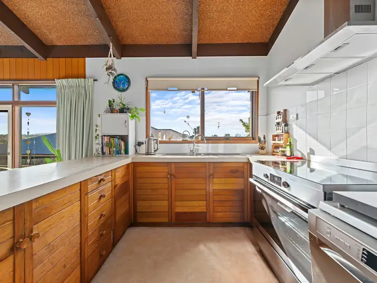 Sixth view of Homely house listing, 5 Wyndham Court, Bairnsdale VIC 3875