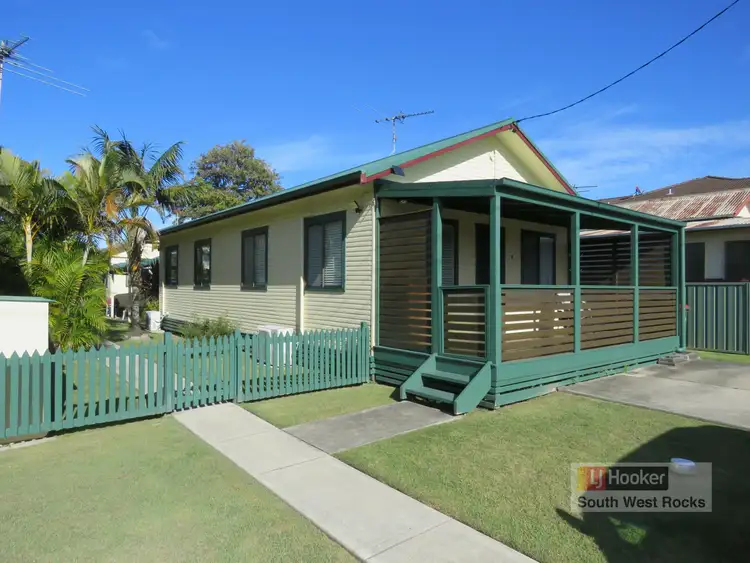 Main view of Homely unit listing, 2/7 Baldwin Street, South West Rocks NSW 2431
