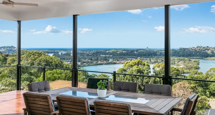 33 Karingal Avenue, Bilambil Heights NSW 2486