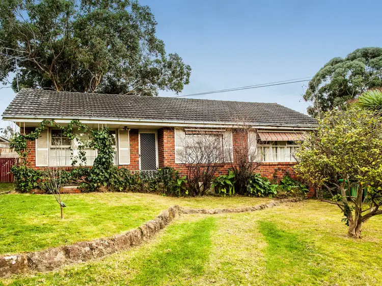 69 Hawthory Road, Mooroolbark VIC 3138