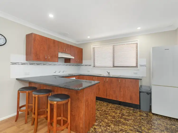Fifth view of Homely villa listing, 4/142 Hutton Road, The Entrance North NSW 2261