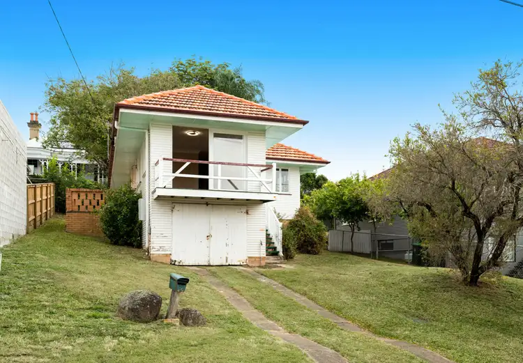 Main view of Homely house listing, 10 Allamanda Street, Fairfield QLD 4103