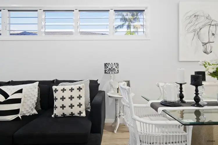 Seventh view of Homely house listing, 2/31 Twenty Fourth Avenue, Palm Beach QLD 4221