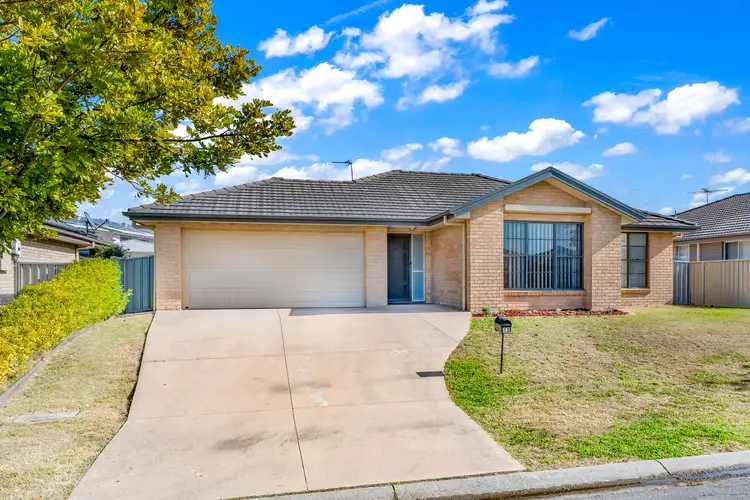 13 Fonda Avenue, Rutherford NSW 2320