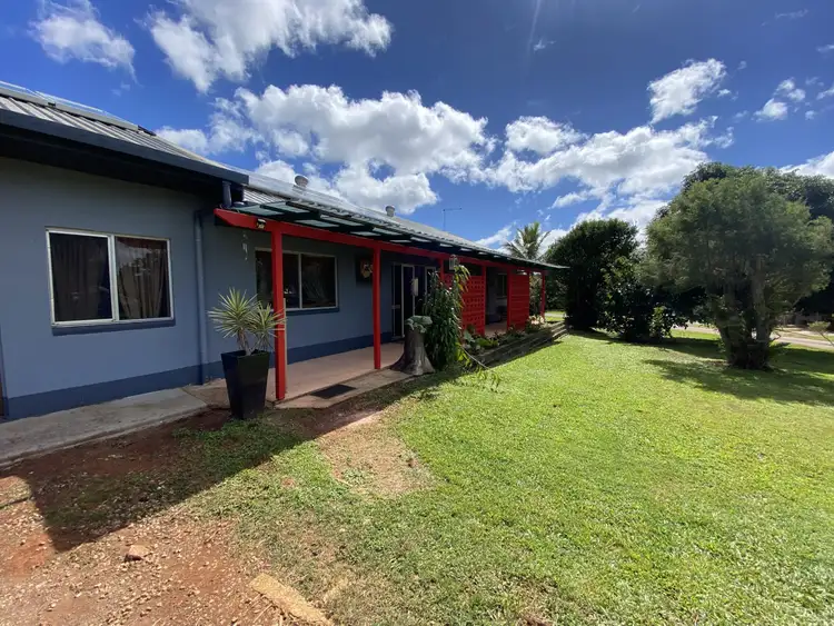 6 Poinsettia Close, Yungaburra QLD 4884