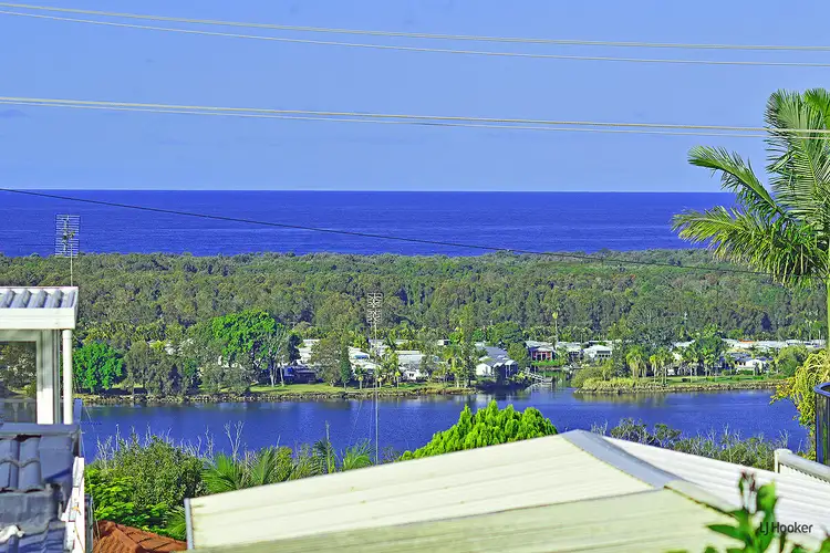 144 Pioneer Parade, Banora Point NSW 2486